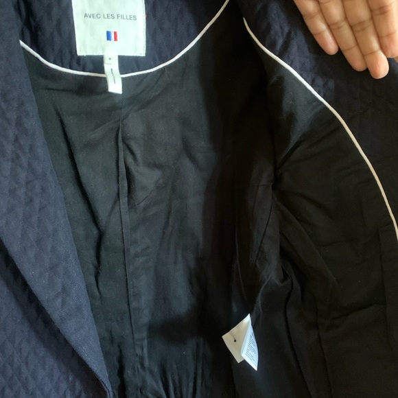 Ave Les Filles navy blazer used - Picture 4 of 9